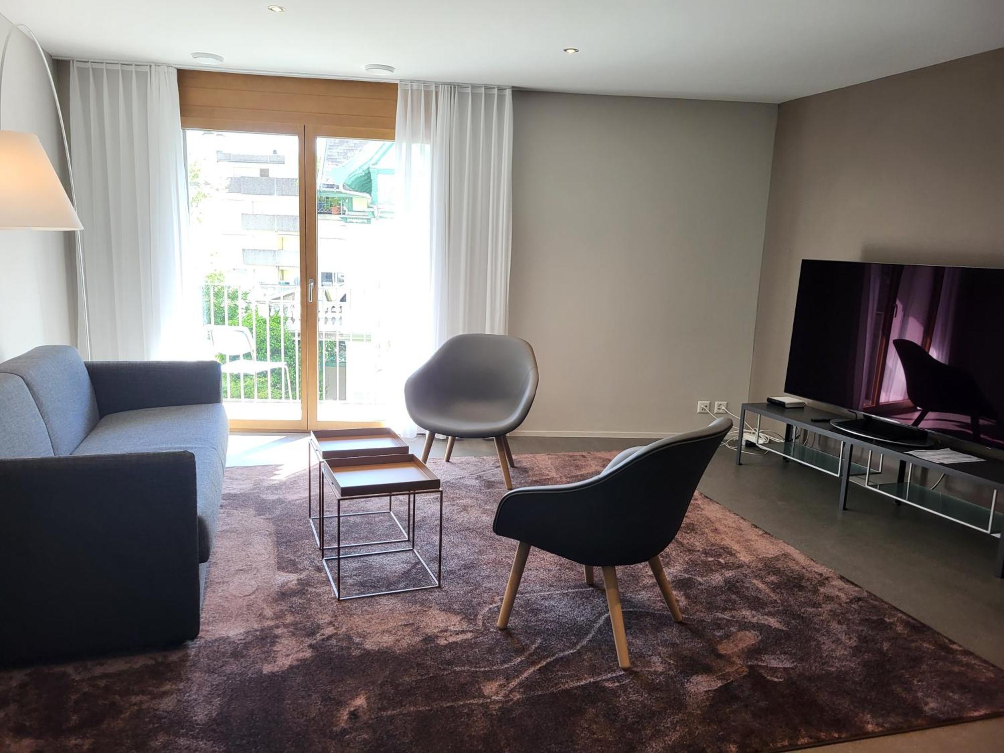 Modern Apartamento Entrelagos